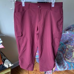 Eddie Bauer Women’s Maroon Hiking Capris Sz: 12